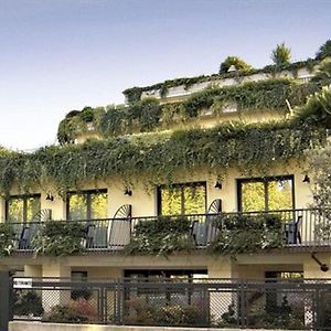 Admiral Hotel Villa Erme